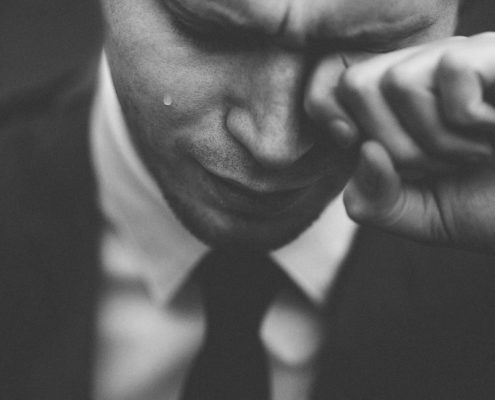 How to Navigate the Five Primary Grief Stages